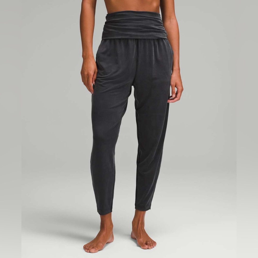 Lululemon Cupro Foldover Relaxed Yoga Pant size 2